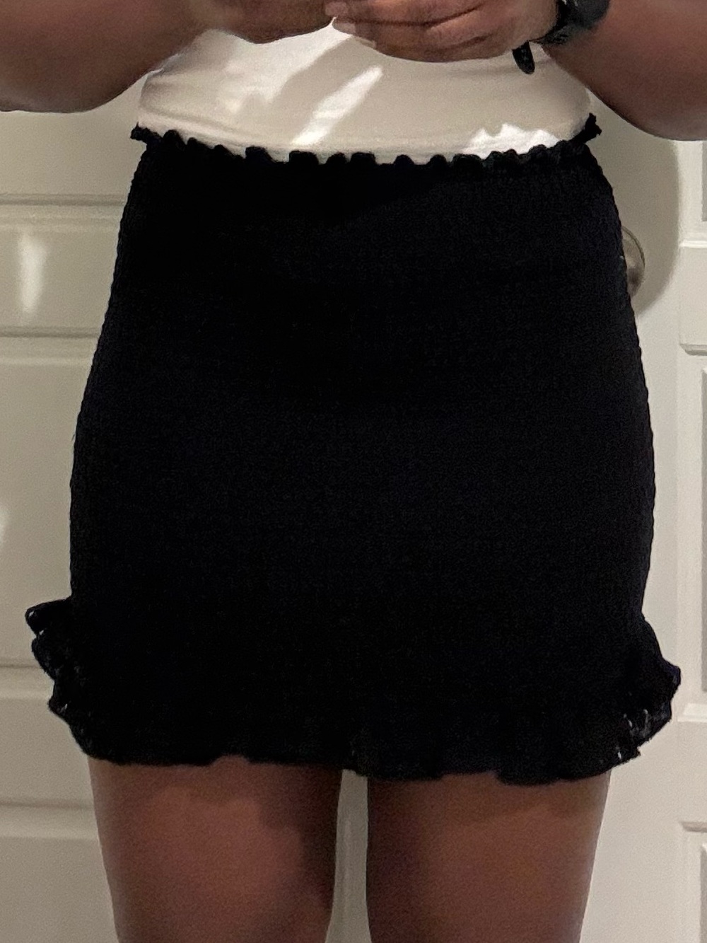Forever 21 Ruffled Textured Bodycon Mini Skirt size M